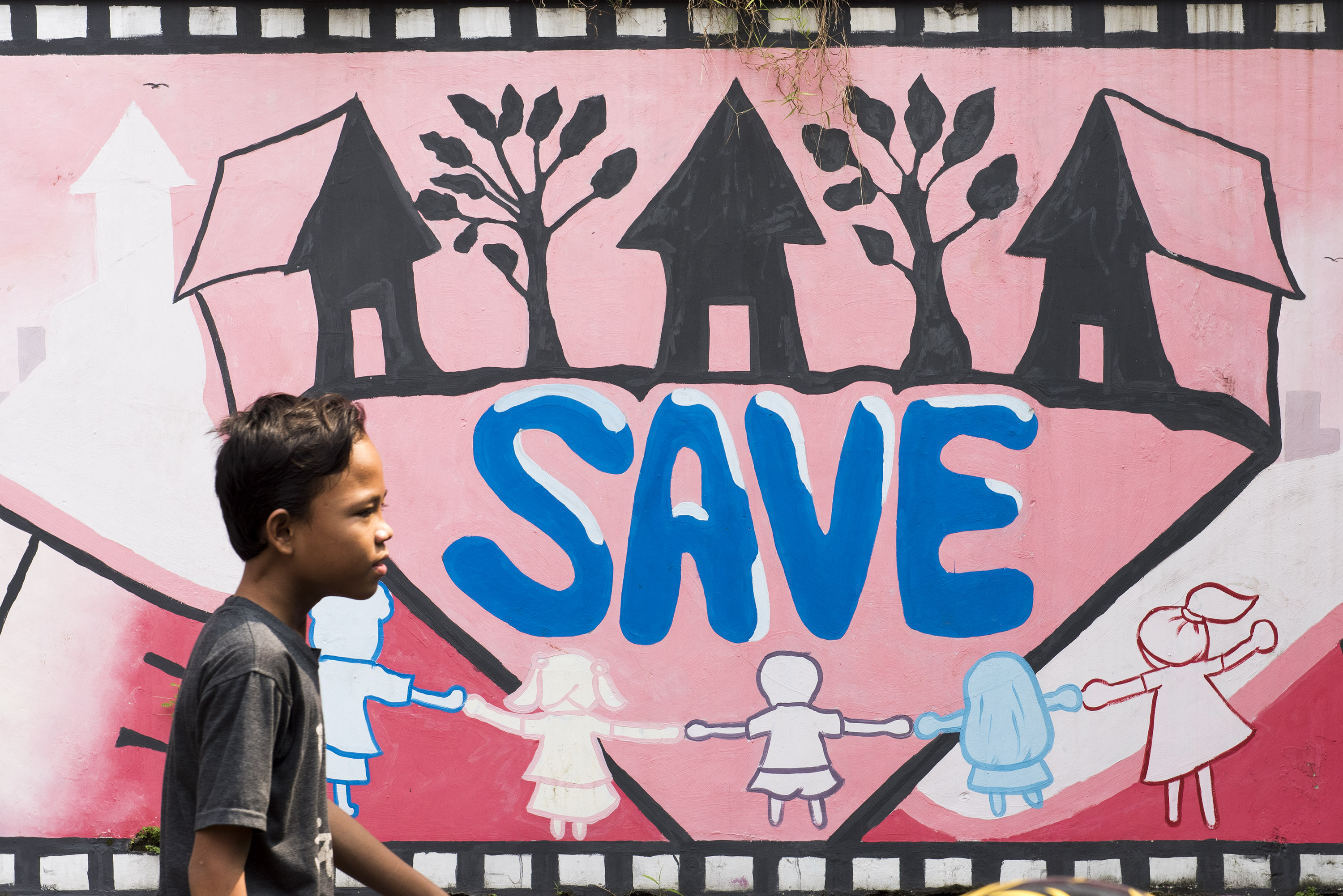 KEKERASAN PADA ANAK: Kampanye hentikan kekerasan terhadap anak terus digaungkan. Namun demikian jumlah kasus dari setiap tahun masih tinggi.