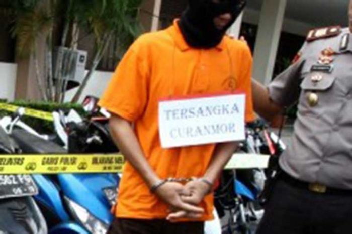 Ilustrasi penangkapan pelaku pencurian kendaraan bermotor.