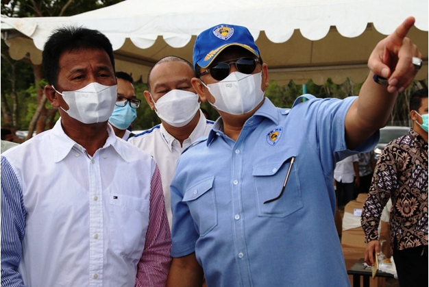 Ketua MPR RI, Bambang Soesatyo (kanan), bersama Kepala Badan Pengusahaan (BP) Batam, yang juga Wali Kota Batam, Muhammad Rudi.