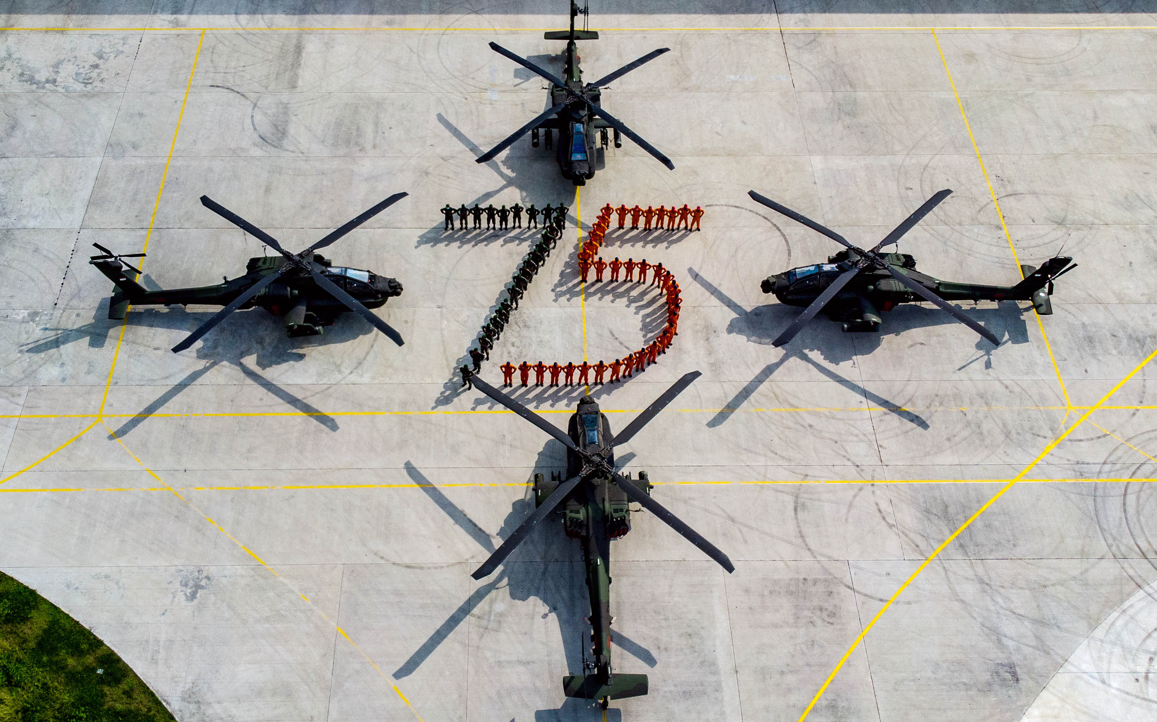 Skadron-11/Serbu Puspenerbad menyambut HUT ke-75 TNI, 5 Oktober 2020.