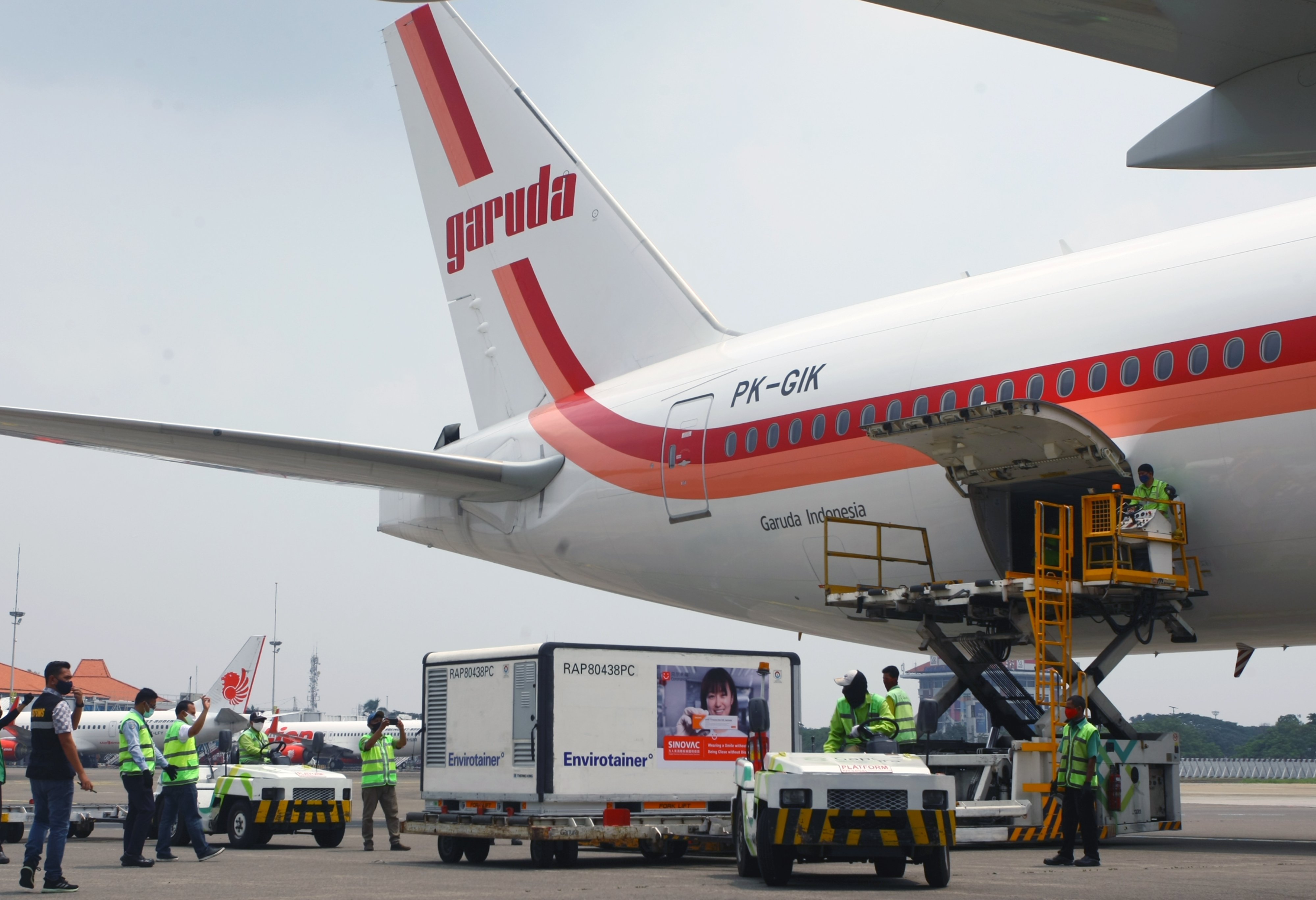Pesawat Garuda Indonesia