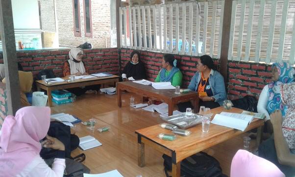 Kegiatan program pola pengasuhan positif oleh ChildFund International di Indonesia dan mitranya YPSK-LDA.