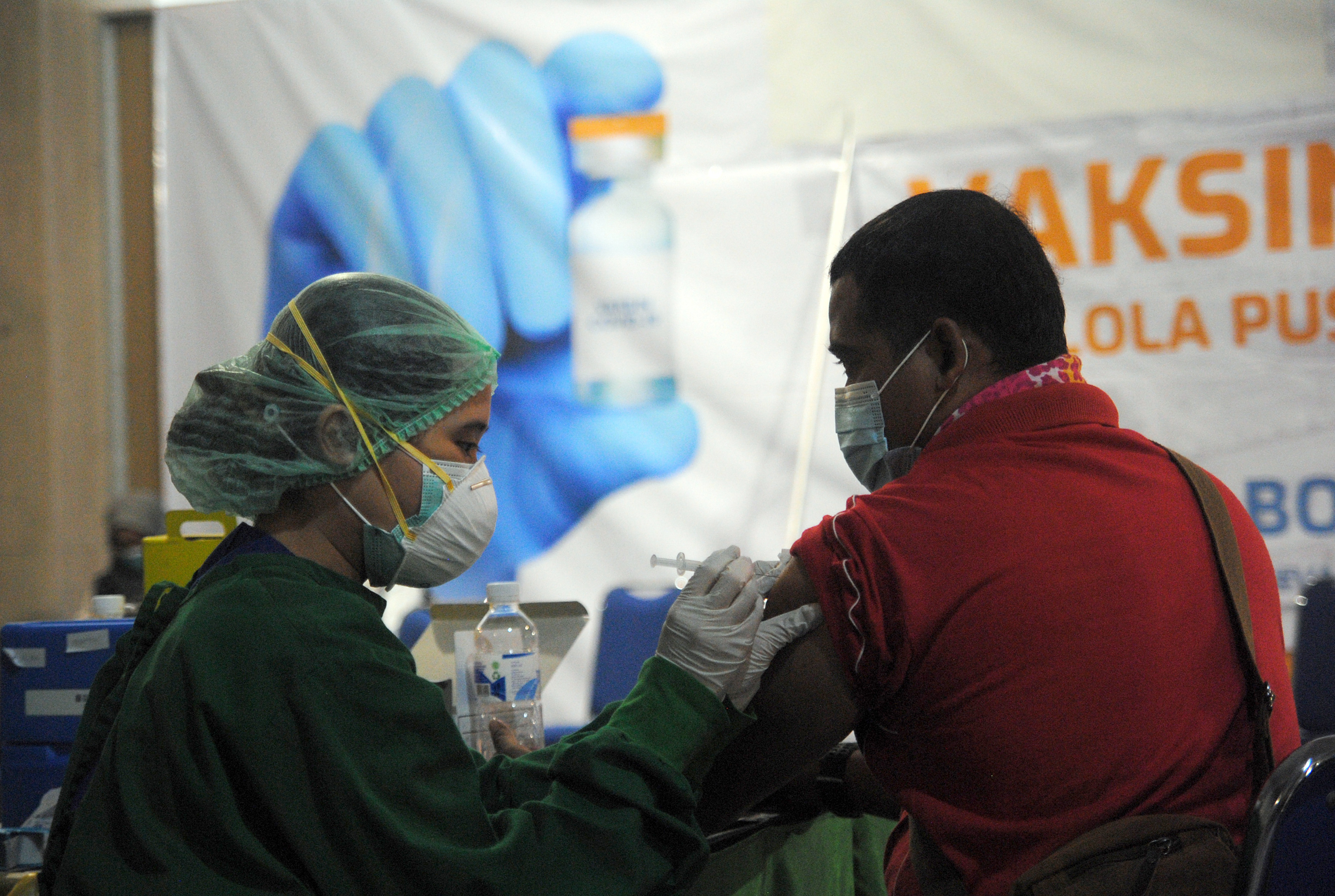 Percepat Vaksinasi dan Cegah Kerumunan Cara Ampuh Atasi Covid-19