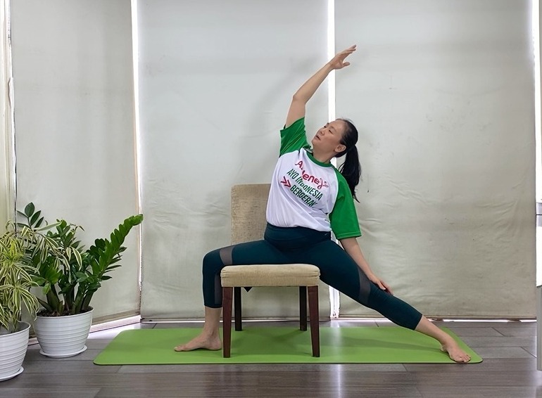 Yoga termasuk olahraga low intensity yang aman untuk dilakukan oleh setiap orang. 