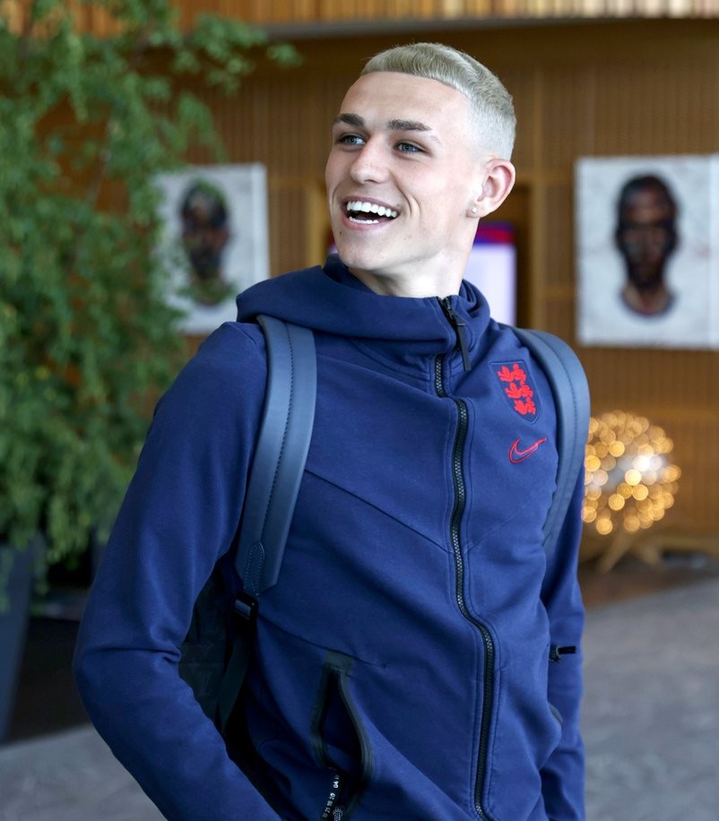 Model Rambut Foden Dinilai Mirip Paul Gazza dan Eminem