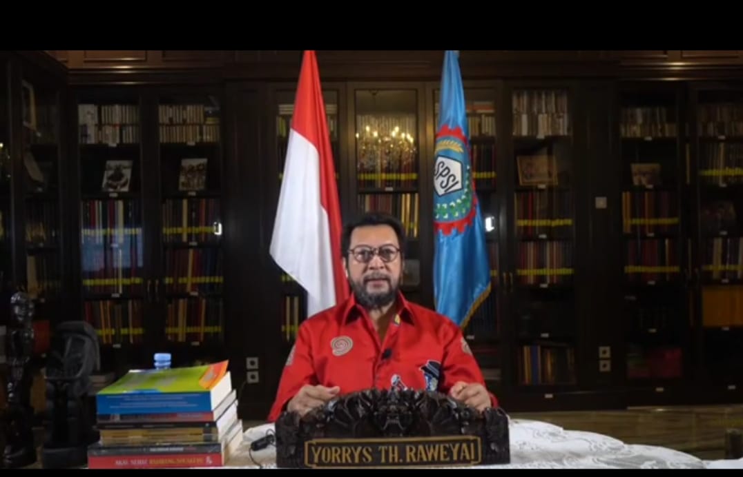 Ketua Umum KSPSI Yorrys Rawaeyai saat menghadiri pertemuan Organisasi Buruh Internasional