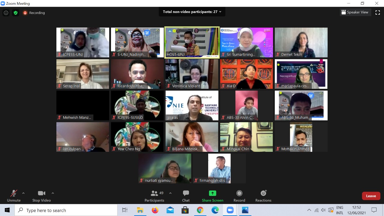 Konferensi Internasional Pendidikan Jasmani dan Ilmu Keolahragaan yang digelar UNJ secara virtual. 