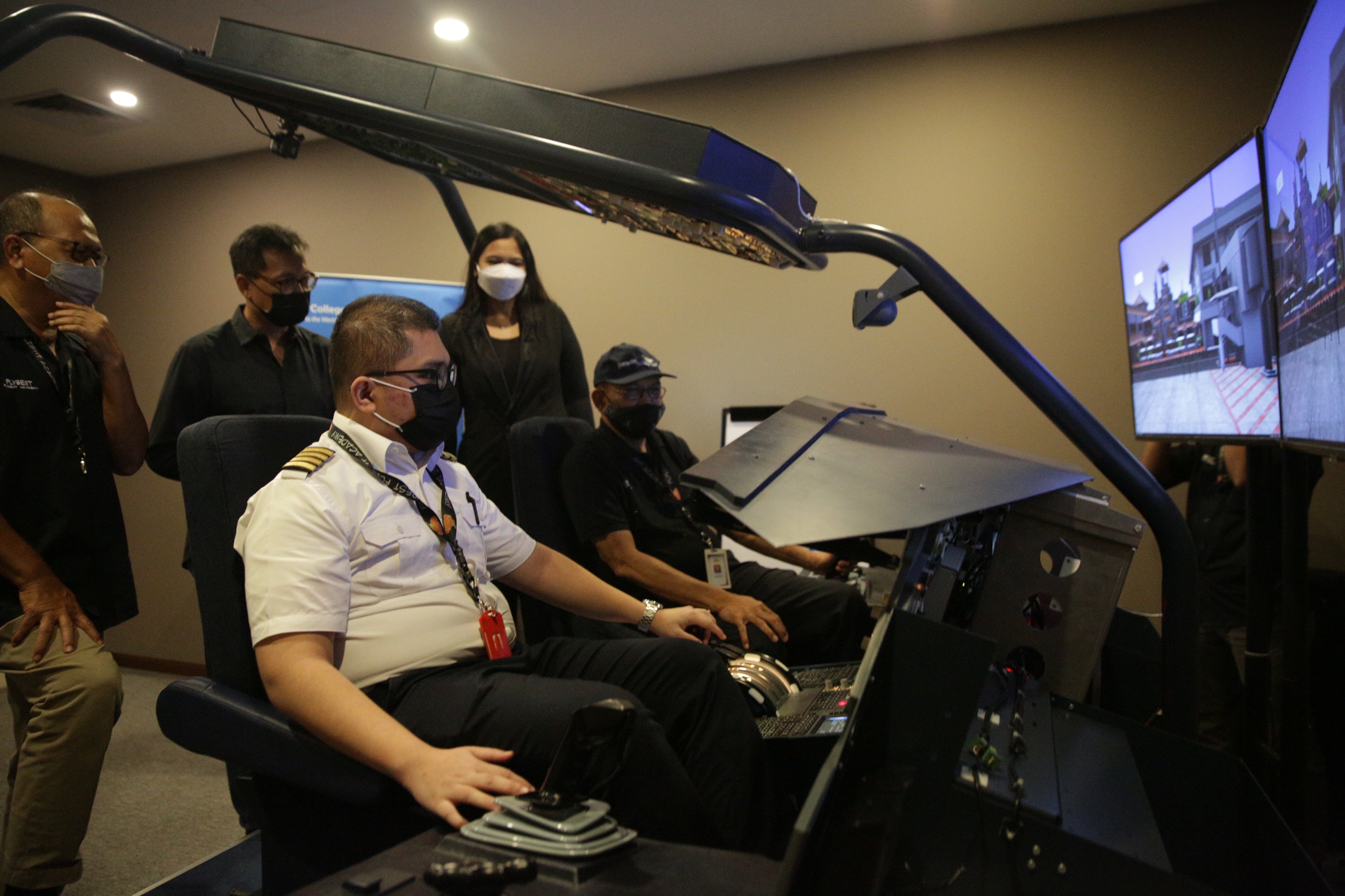 Simulasi pilot yang digelar USG dan Flybest