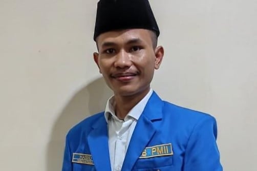 Hasnu selaku Wakil Sekretaris Jenderal (Wasekjen) Bidang Politik, Hukum, dan Hak Asasi Manusia (Polhukam) PB PMII periode 2021-2024.