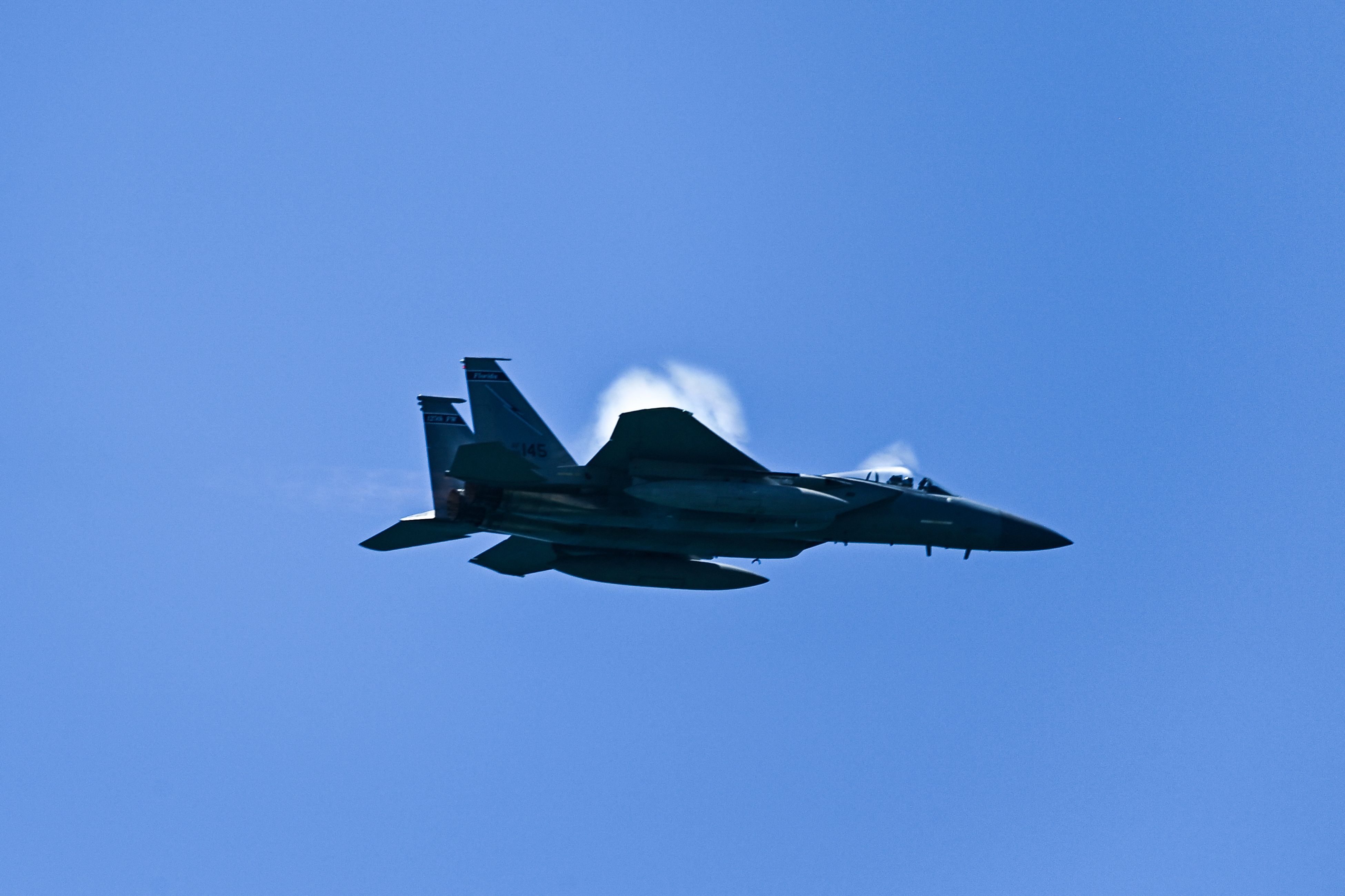 Ilustrasi pesawat militer AS saat melakukan latihan.