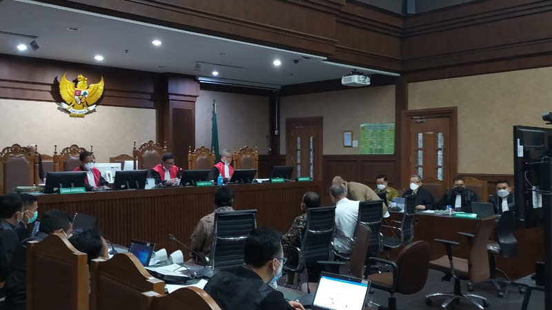  Suasana sidang 