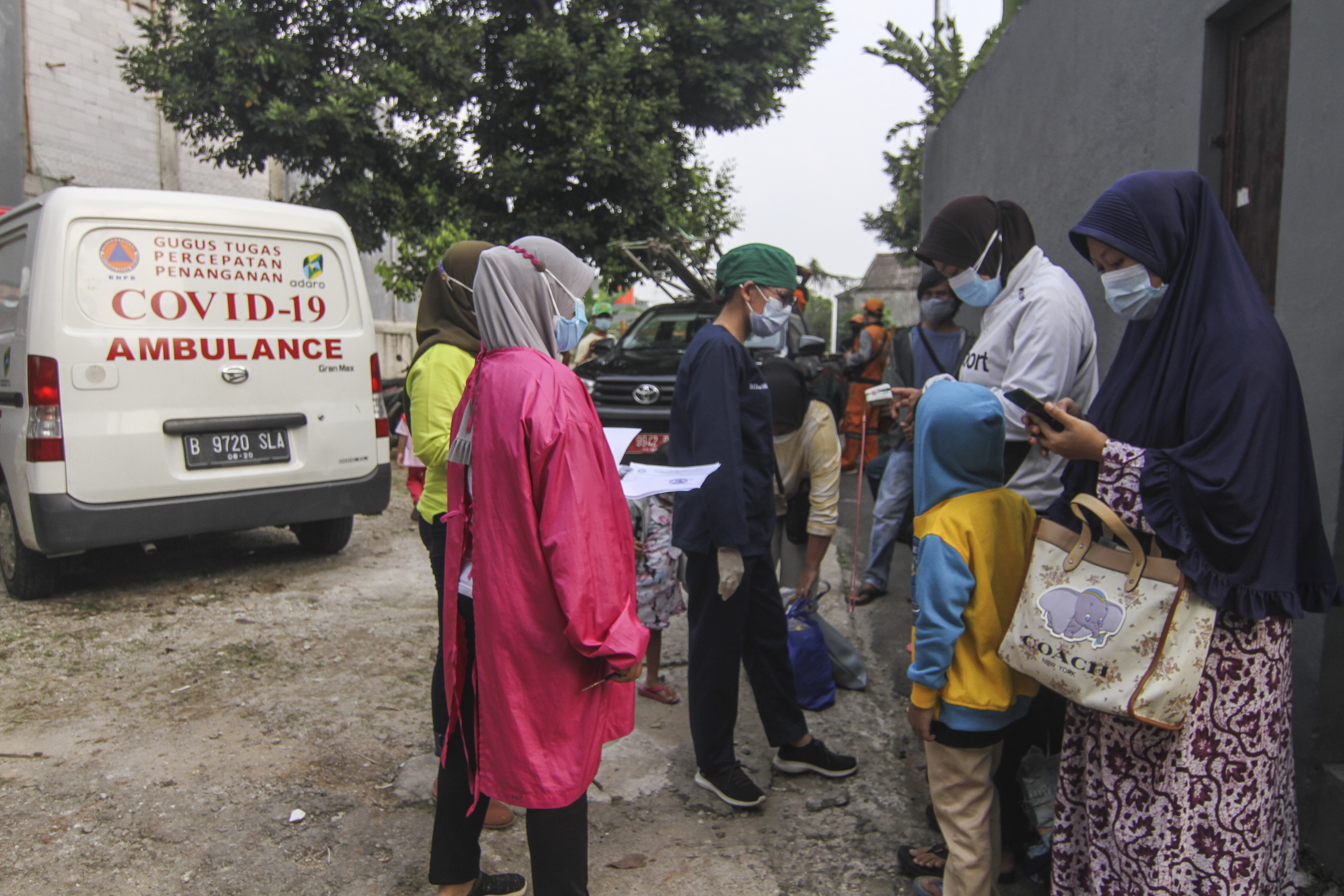 Puncak Kenaikan Kasus Covid-19 Pascalebaran Diprediksi Akhir Juni