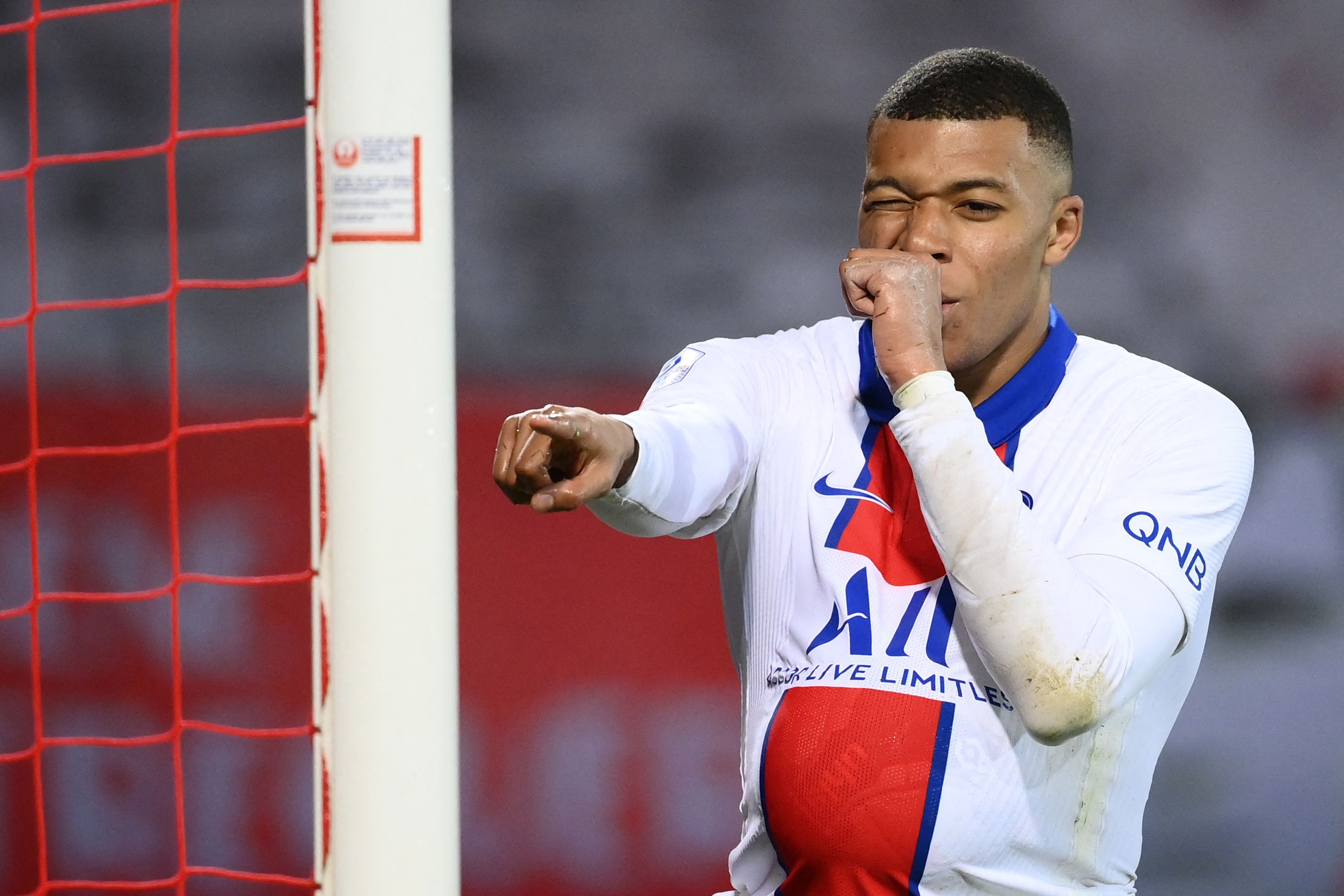 Presiden PSG Tegaskan tidak akan Biarkan Mbappe Hengkang