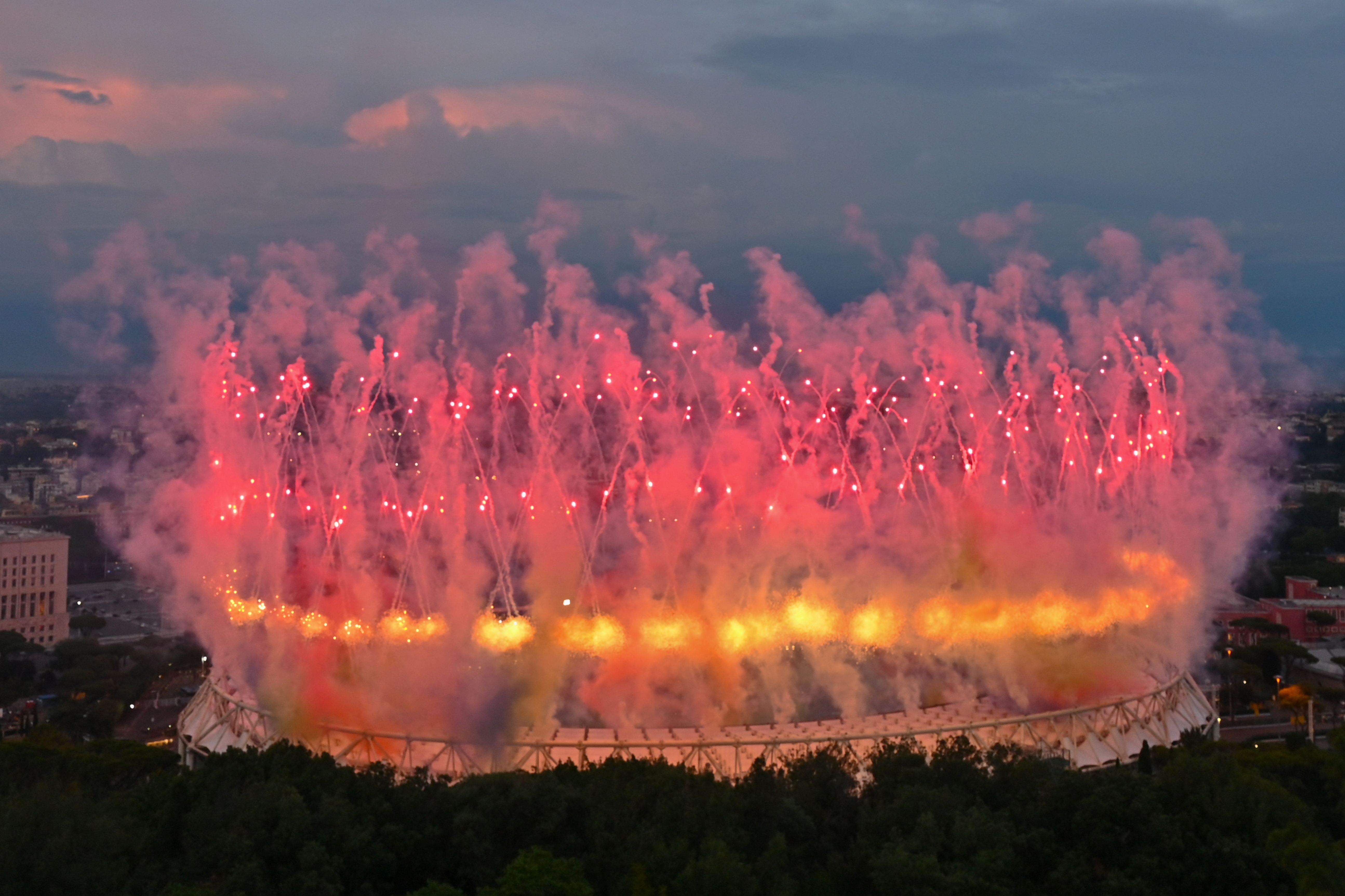Pembukaan Euro 2020 dengan kembang api di Roma, Italia.