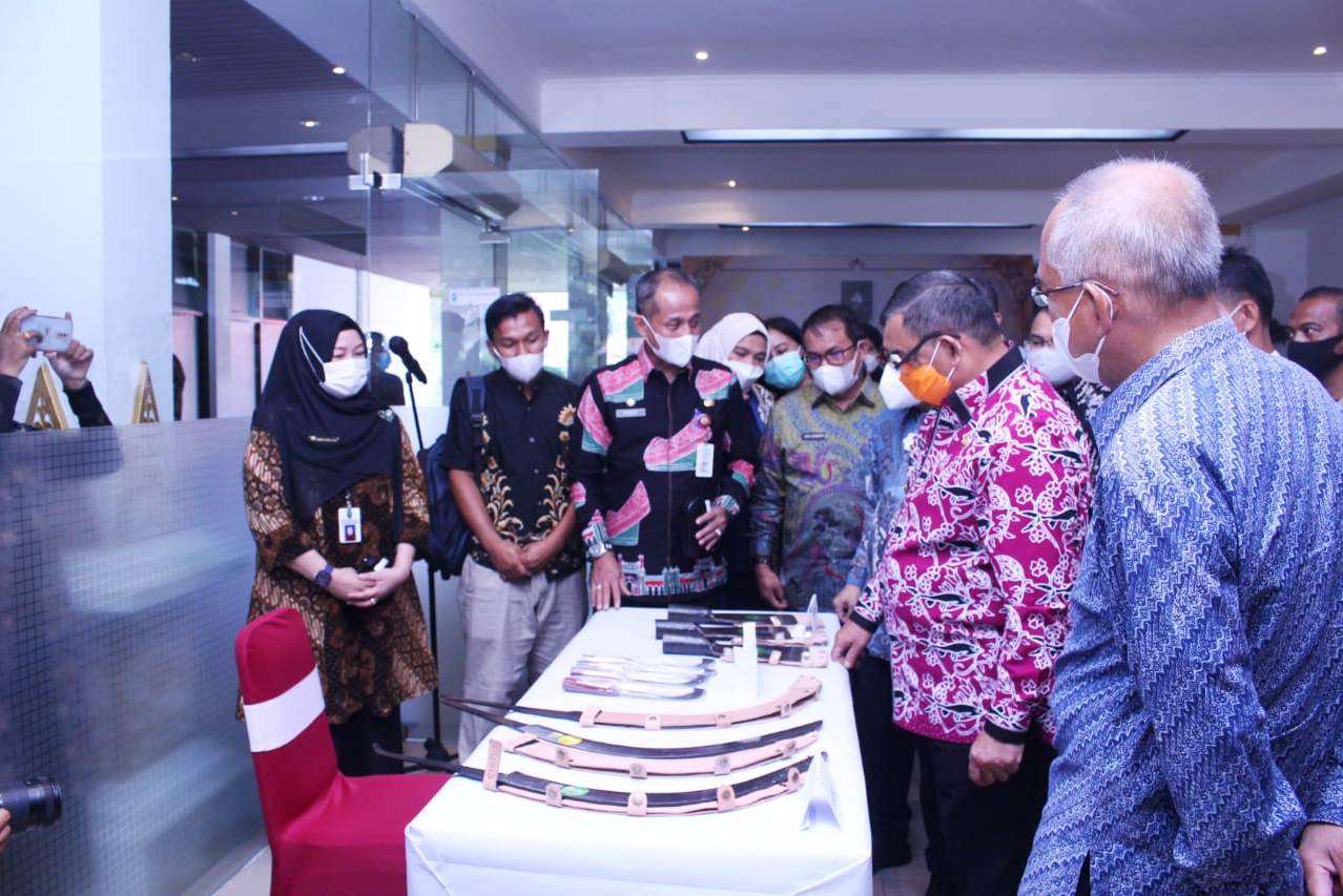 UKM Alat Pertanian Binaan PTPN V Raih SNI Pertama di Indonesia