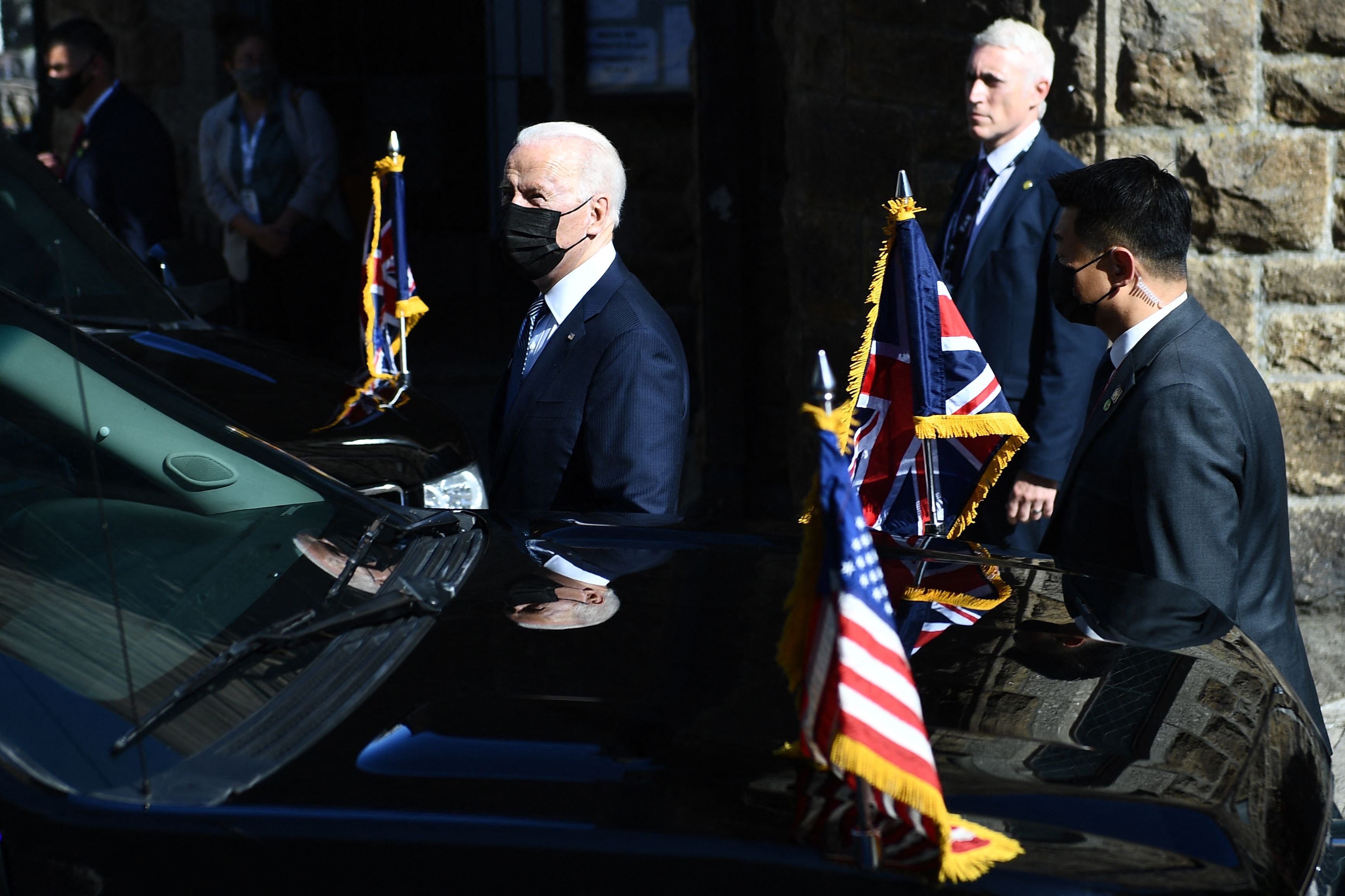 Presiden AS Joe Biden saat menghadiri pertemuan di St Ives, Cornwall, Inggris.
