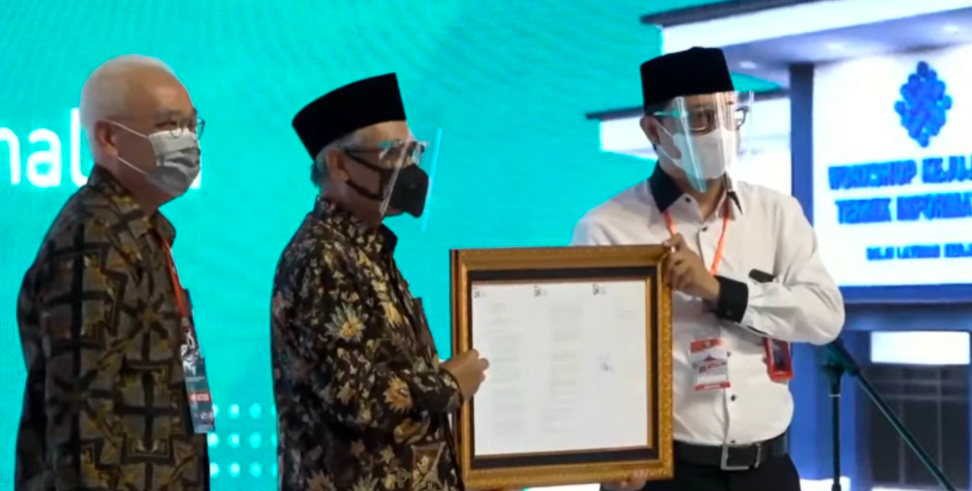 Wapres Resmikan Bank Wakaf Mikro di Tasikmalaya