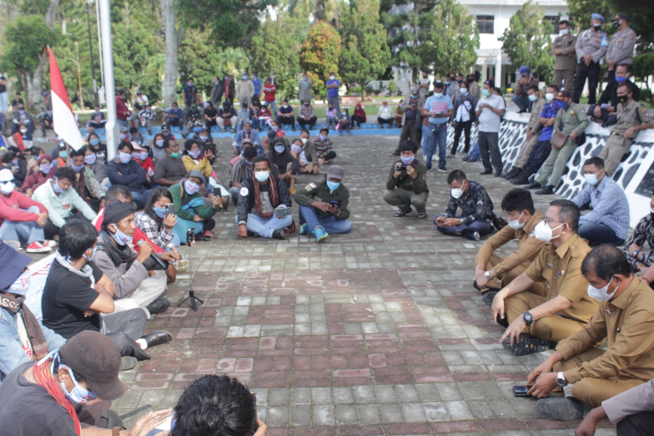 Aliansi Gerakan Rakyat Tutup TPL Gelar Unjuk Rasa