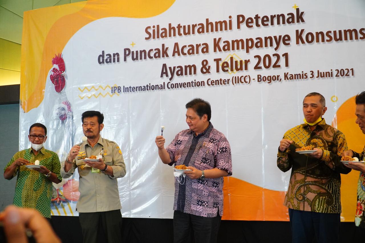 Acara “Silaturahmi Peternak dan Kampanye Makan Ayam dan Telur” di IPB International Convention Center, Bogor, Kamis (3/6).