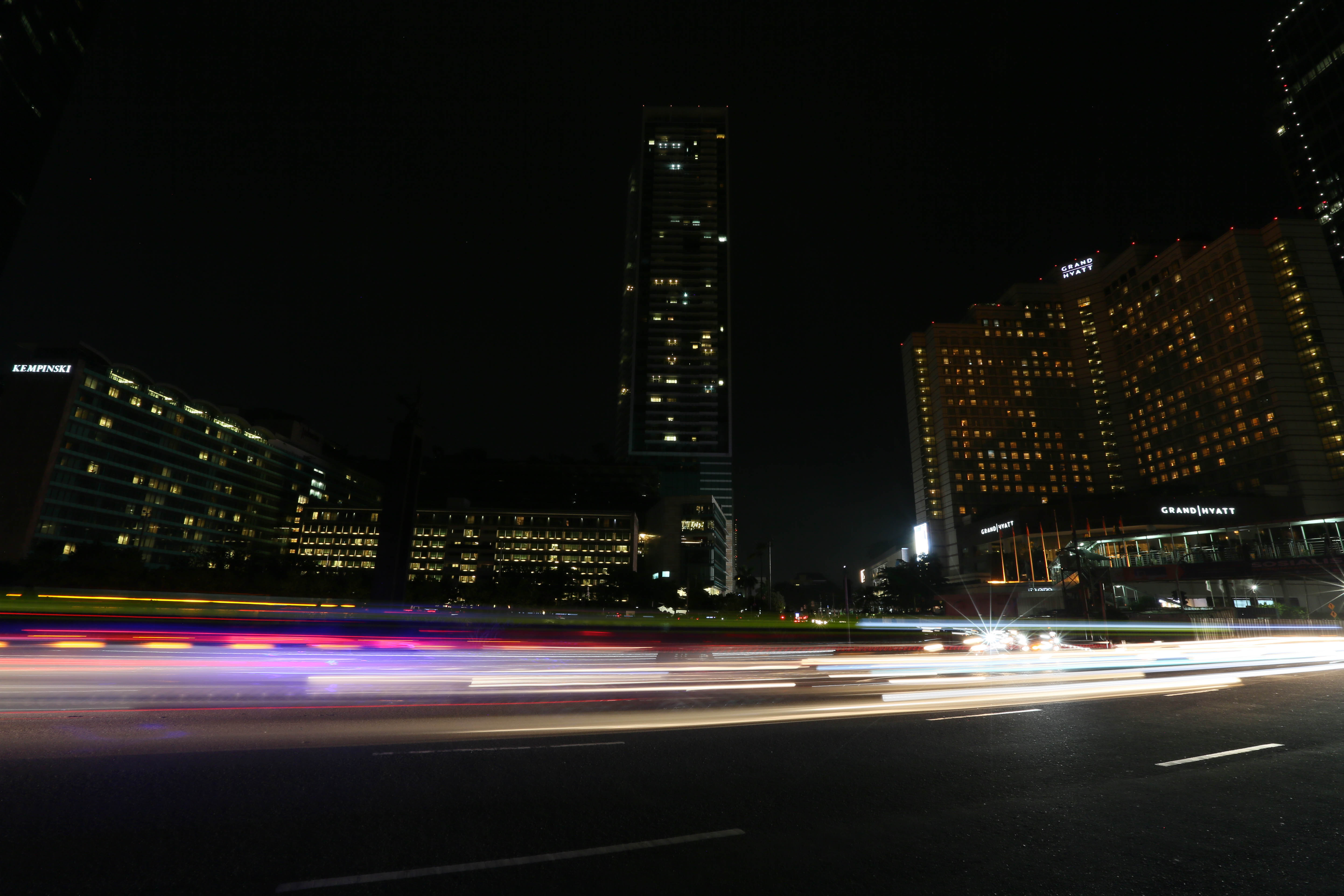 Ilustrasi aksi mematikan lampu di DKI Jakarta guna peduli pada lingkungan