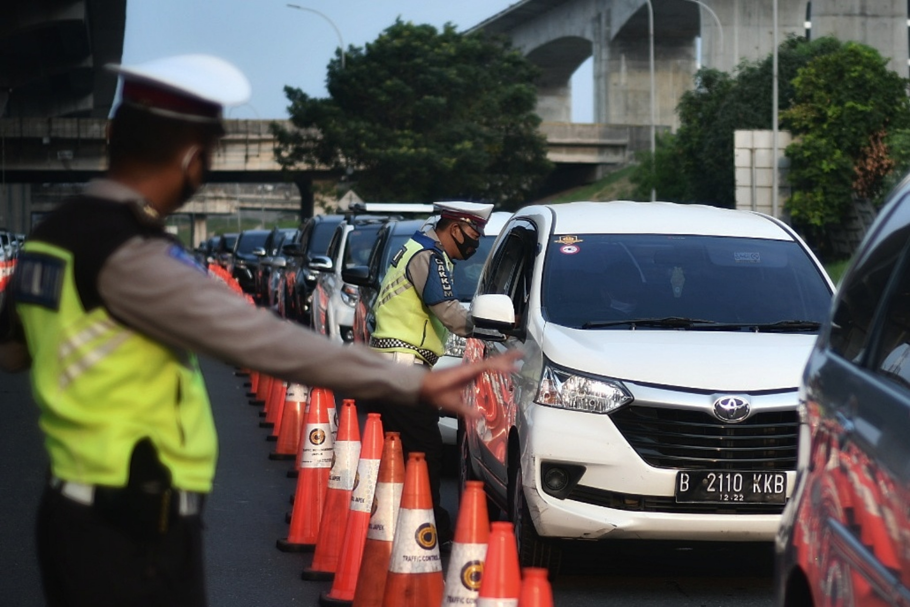 Polda Metro Tambah 12 Titik Penyekatan Ruas Jalan