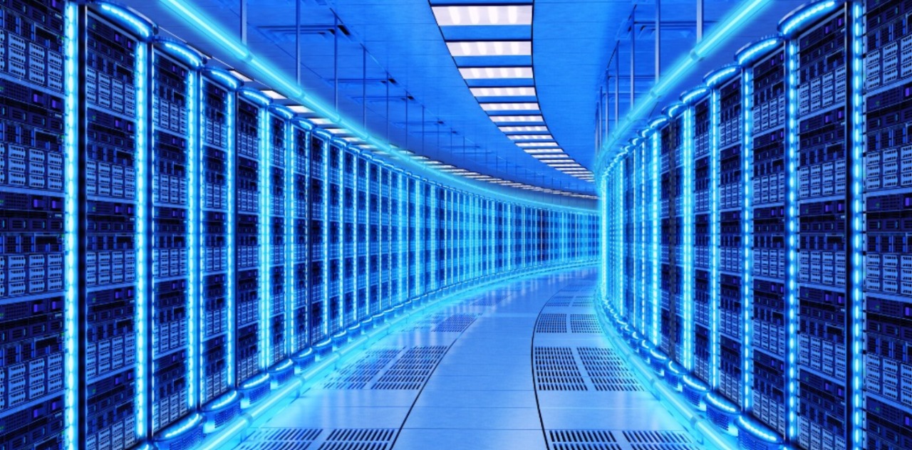 Data center  Amazon Web Services (AWS)