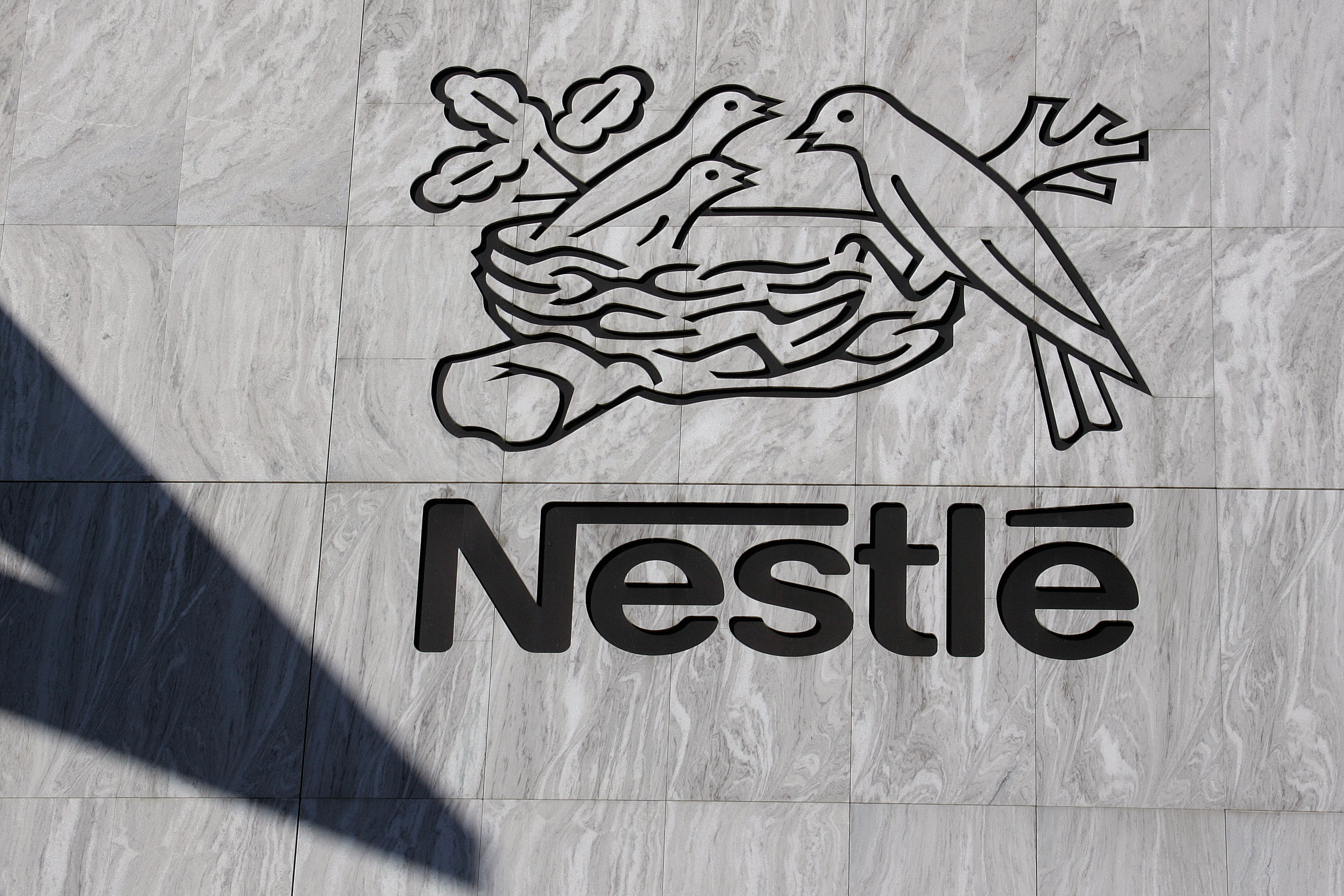Logo Nestle