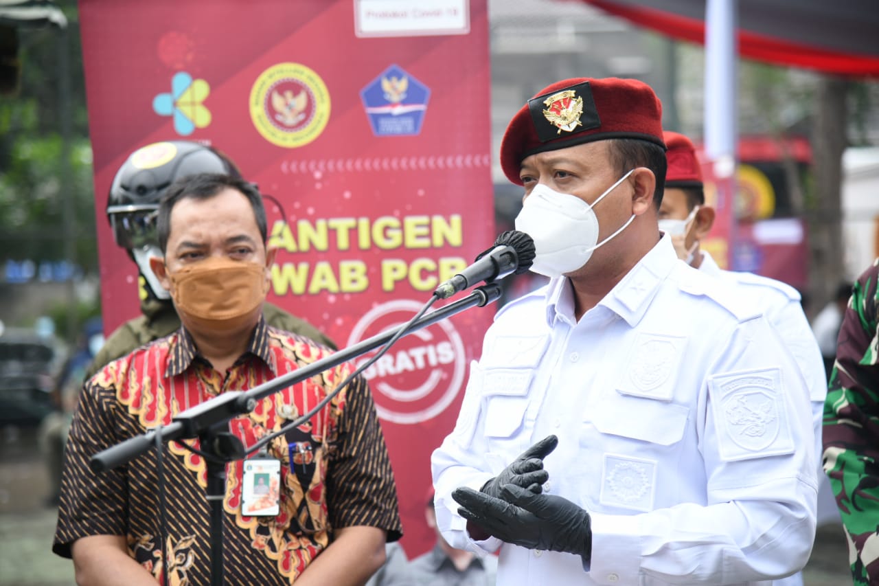 Koordinator Lapangan Mobile Laboraturium COVID-19 BIN, Budi Santoso