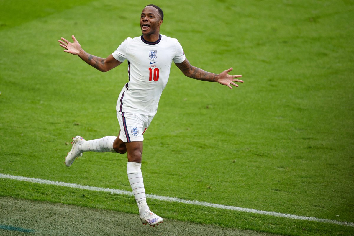 Sterling dan Kane Bawa Inggris Gasak Jerman