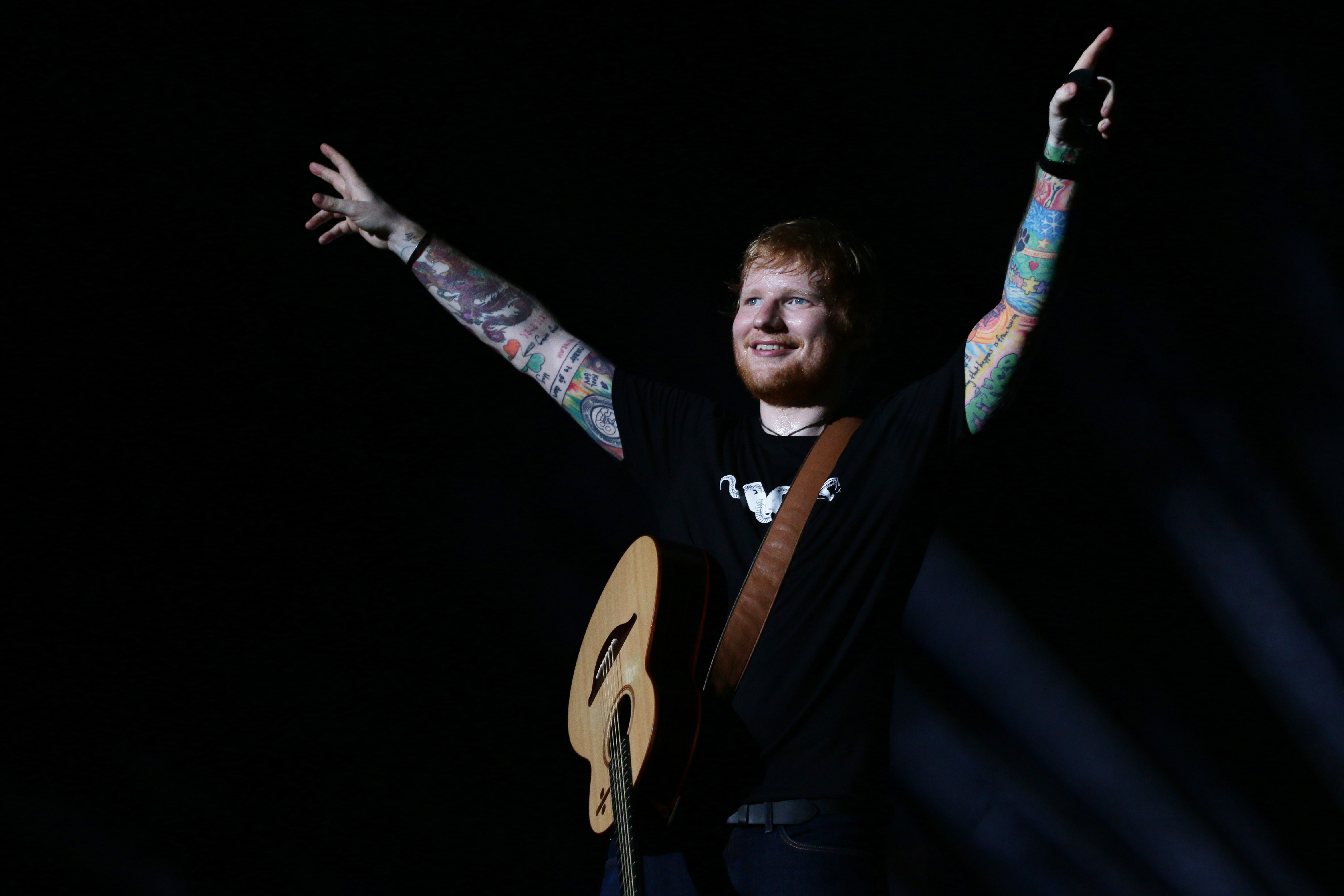 Ed Sheeran Tulis Lagu untuk BTS