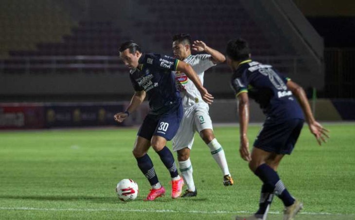 PSSI: Ezra Walian Dapat Perkuat Timnas di Laga Turnamen FIFA