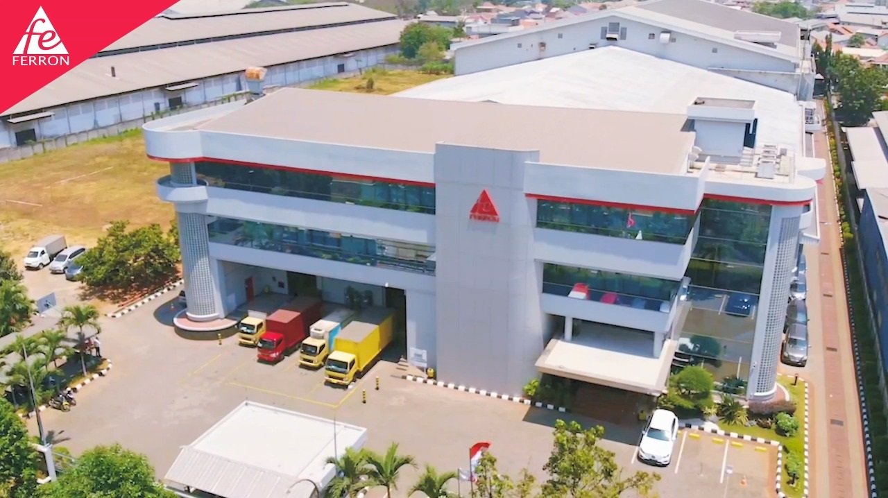 PLTS Atap di lokasi pabrik PT Ferron 