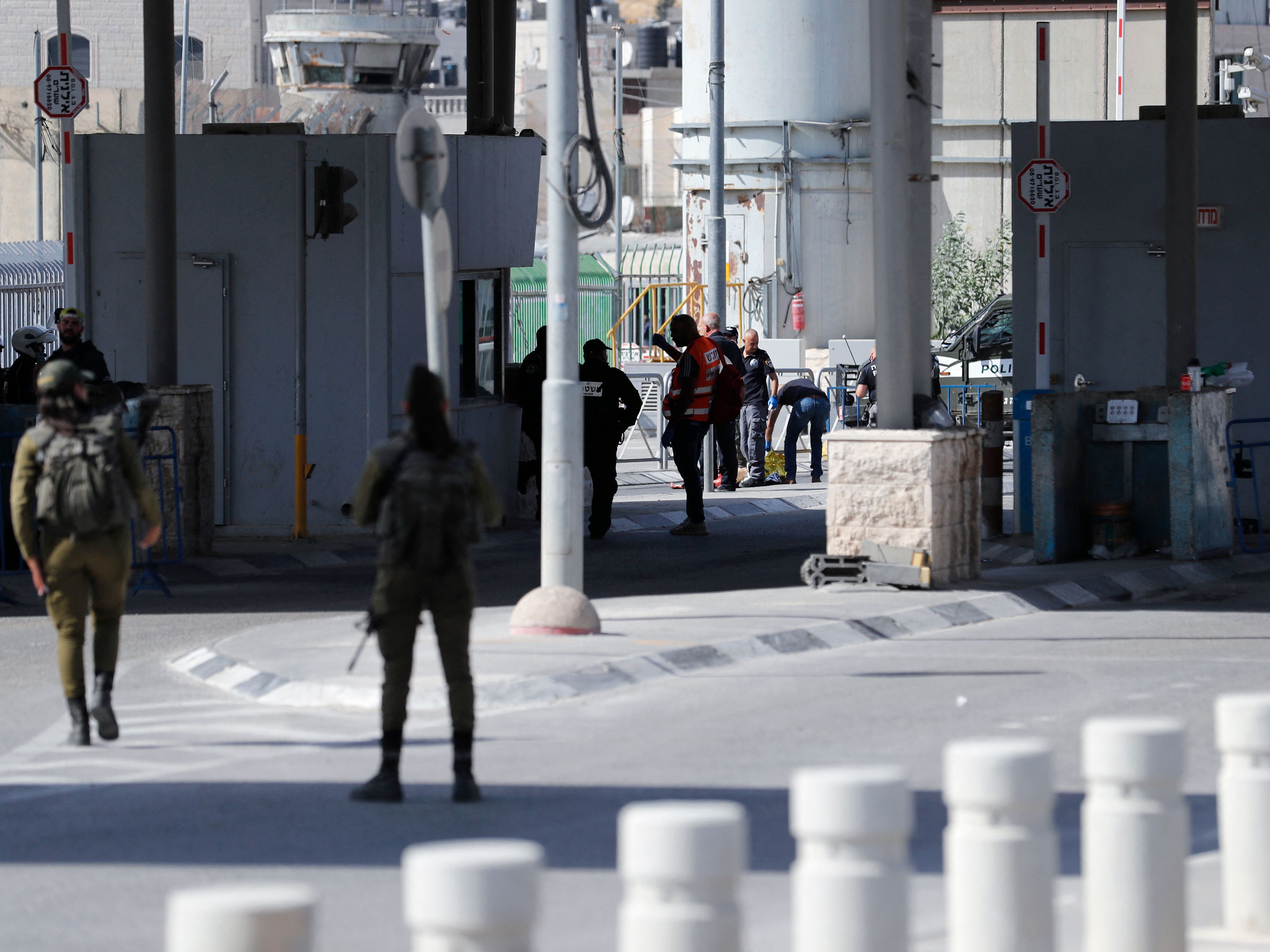 Penjaga Perbatasan Israel Tembak Wanita Palestina Bawa Pisau