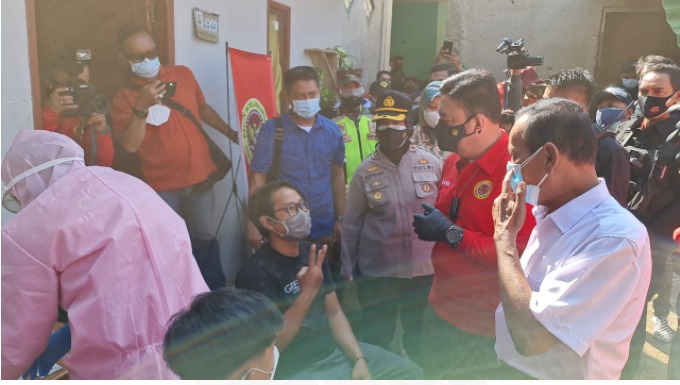 Kepala Badan Intelijen Negara Budi Gunawan mengunjungi kegiatan vaksinasi Covid-19 di Jawa Barat, Minggu (18/7/2021)..