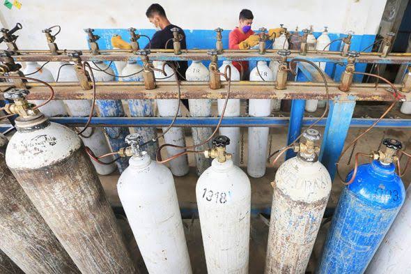 PLN Salurkan Bantuan Oksigen ke RS di Jawa Tengah