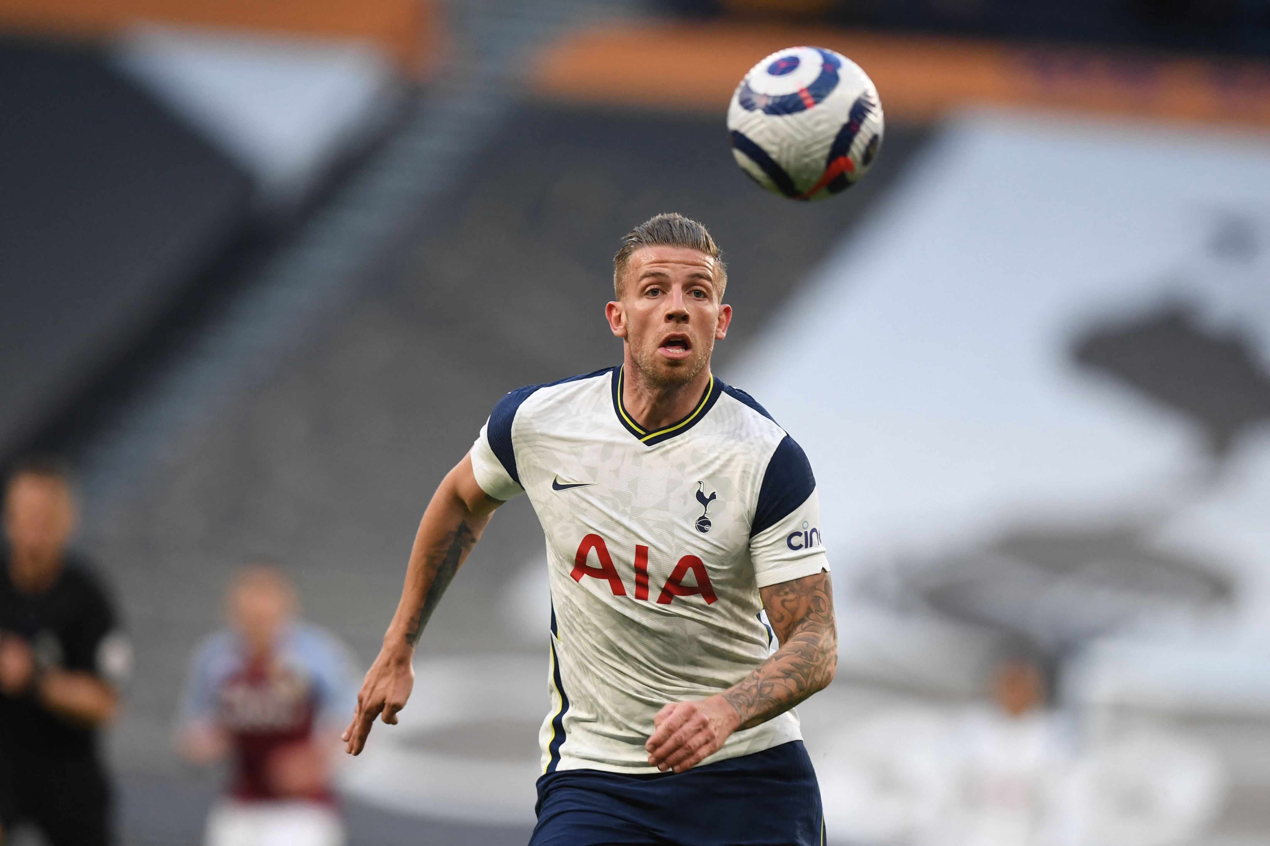 Toby Alderweireld tinggalkan Tottenham Hotspur dan bergabung dengan Al-Duhail Qatar. 