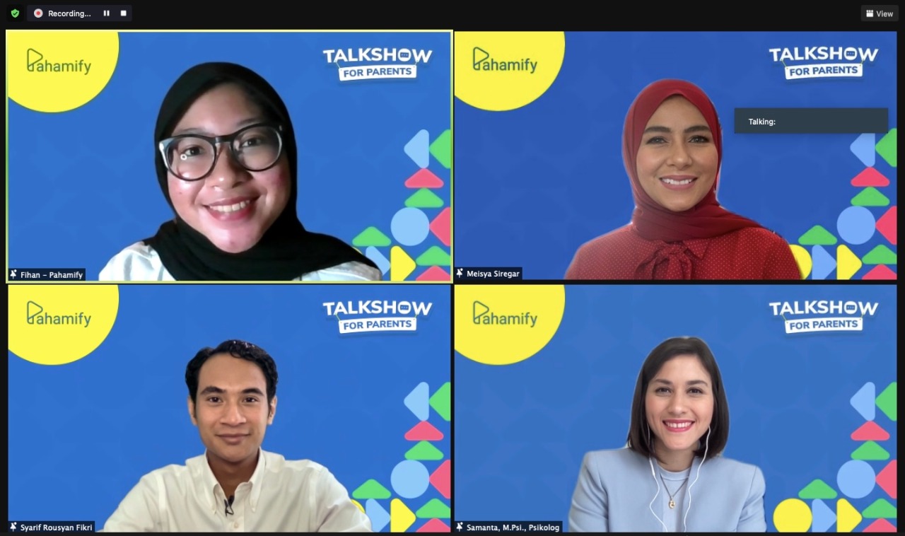  Talk show bersama psikolog anak dan parenting influencer dalam tema ‘Dampingi Anak Gapai Prestasi di Tengah Pandemi’.