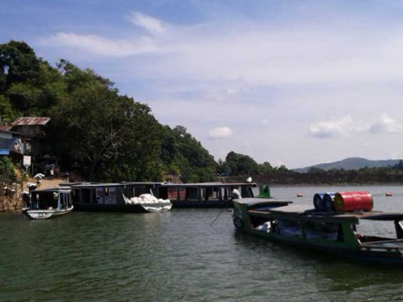 Waduk Riam Kanan di Kabupaten Banjar, Kalimantan Selatan