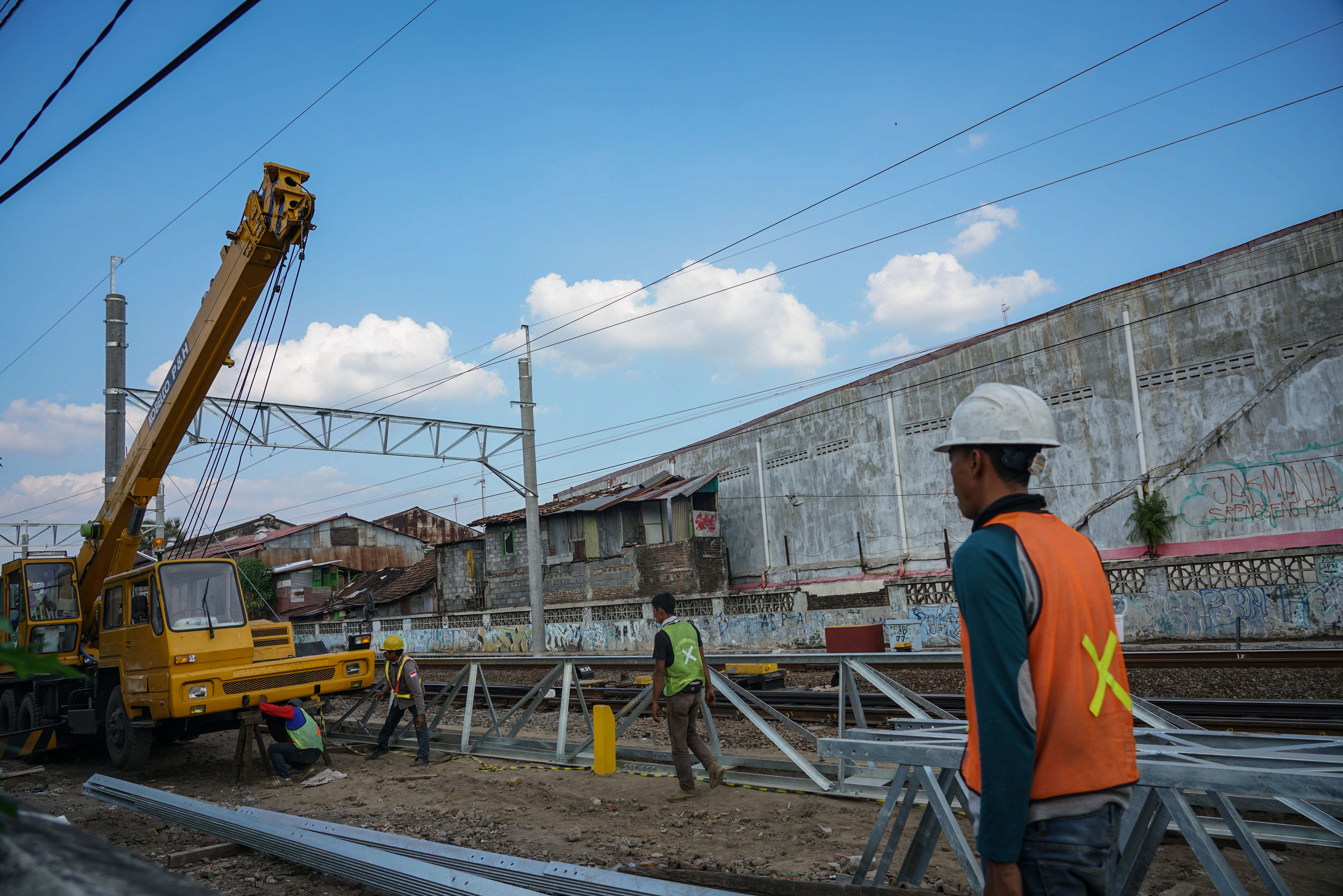 Jalur Kereta Menuju Bandara Internasional Yogyakarta Hampir Rampung
