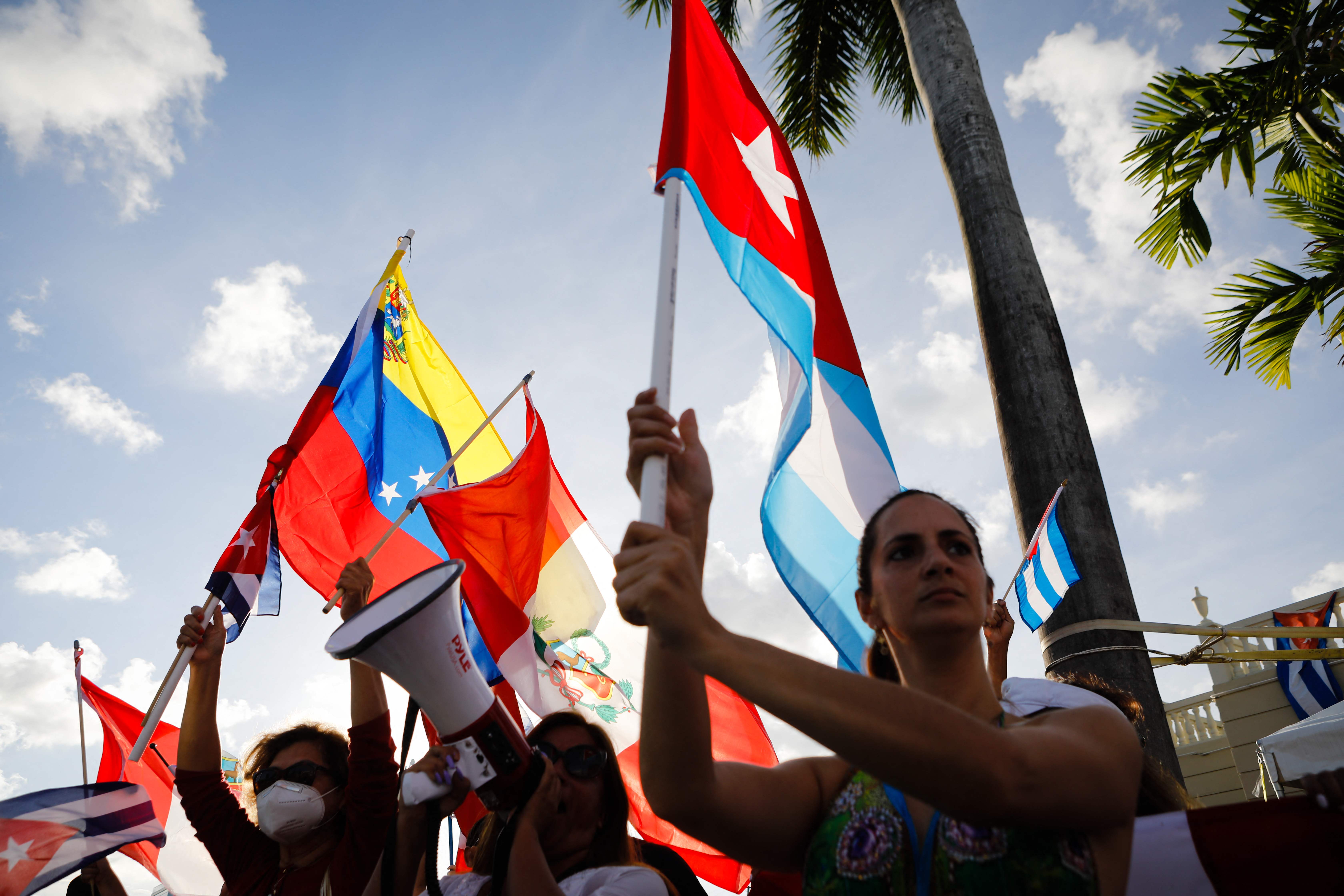 60 Orang Kuba Dituntut Atas Aksi Protes terhadap Pemerintah