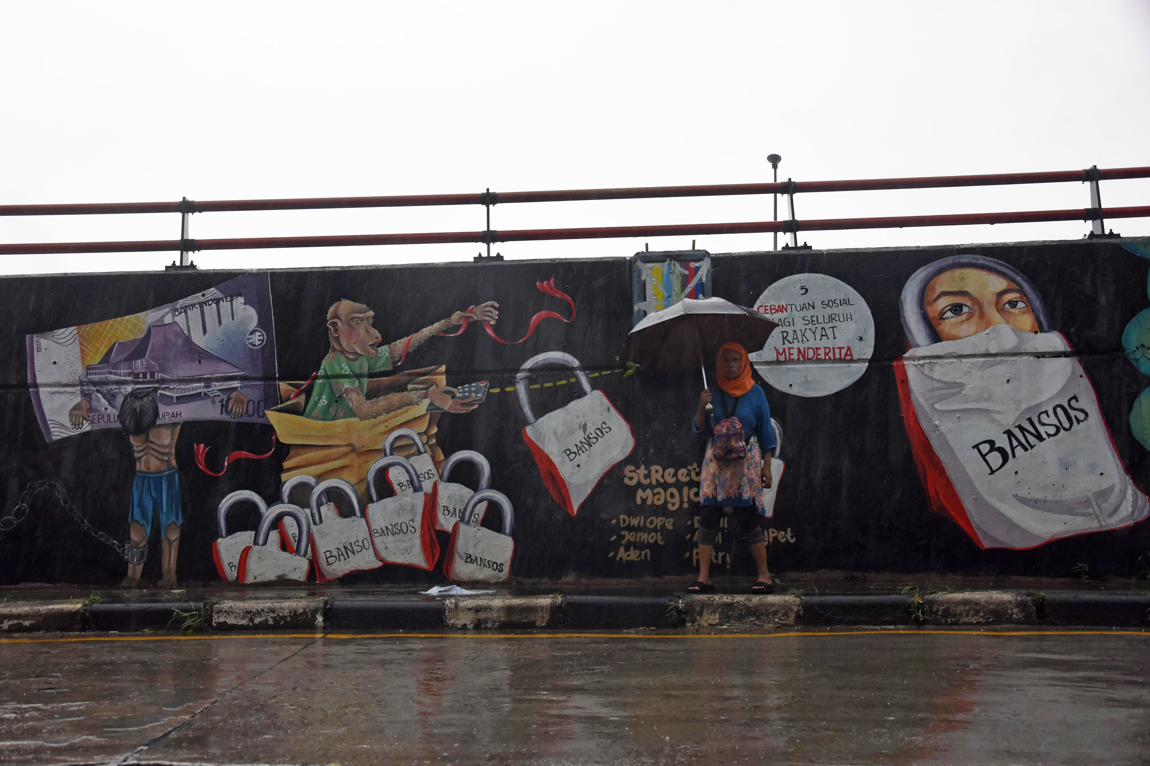 Puan Desak Bansos Ditambah dan Diperluas 