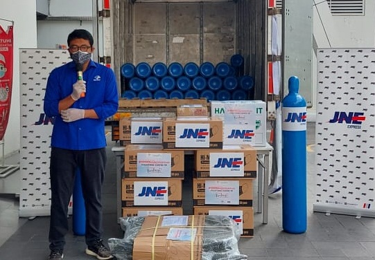 Yayasan Media Group dan BenihBaik.com Salurkan Oksigen Tabung Ke RSUD Kota Bandung