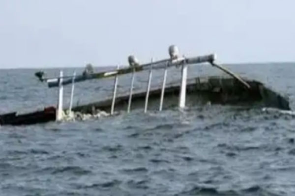 kapal tenggelam