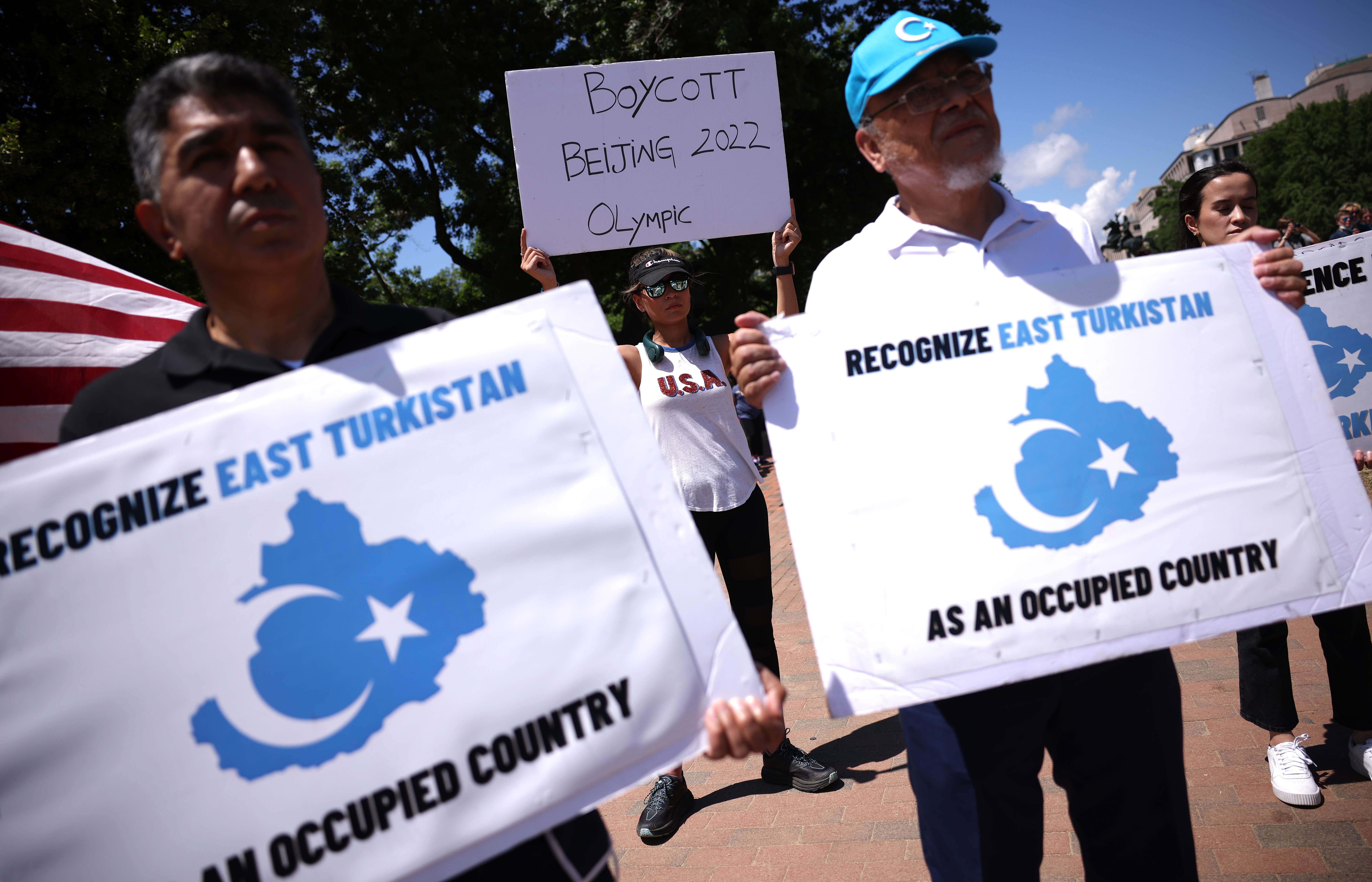 Ilustrasi: Demonstran di AS meminta pemerintah AS memboikot Tiongkok