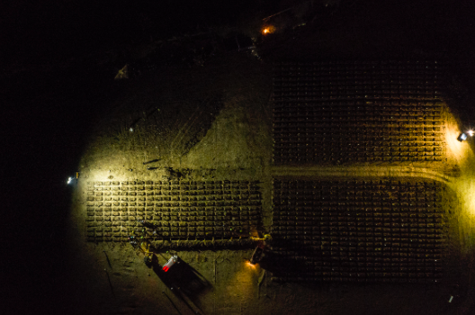 Suasana kompleks pemakaman COVID-19 di TPU Rorotan, Cilincing, Jakarta, Minggu (4/7/2021). 