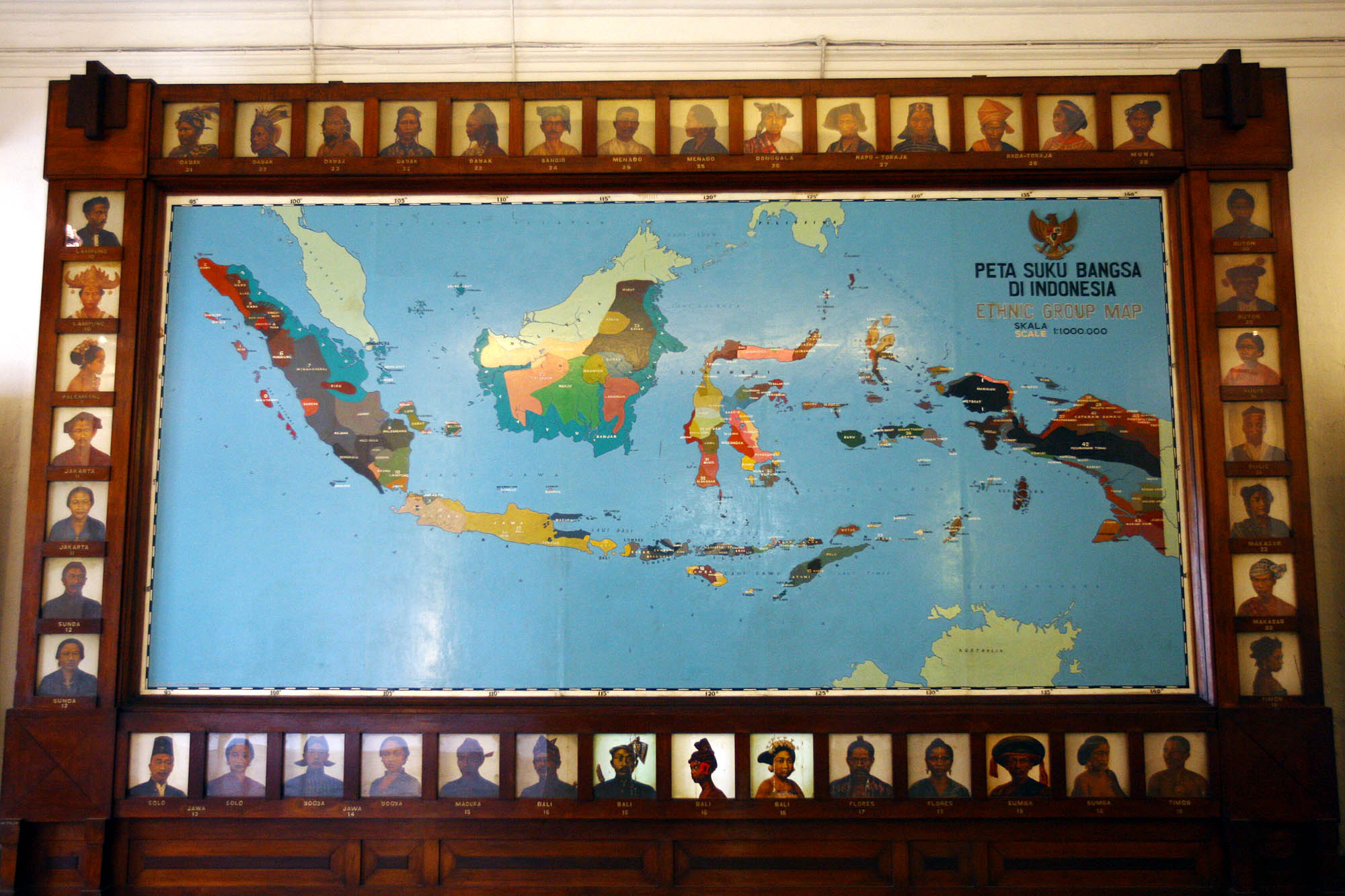 Koleksi Museum Nasional Peta Suku Bangsa di Indonesia, difoto di Museum Nasional