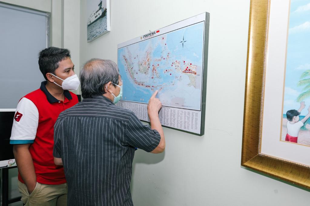 Penyaluran bantuan untuk RS Apung.