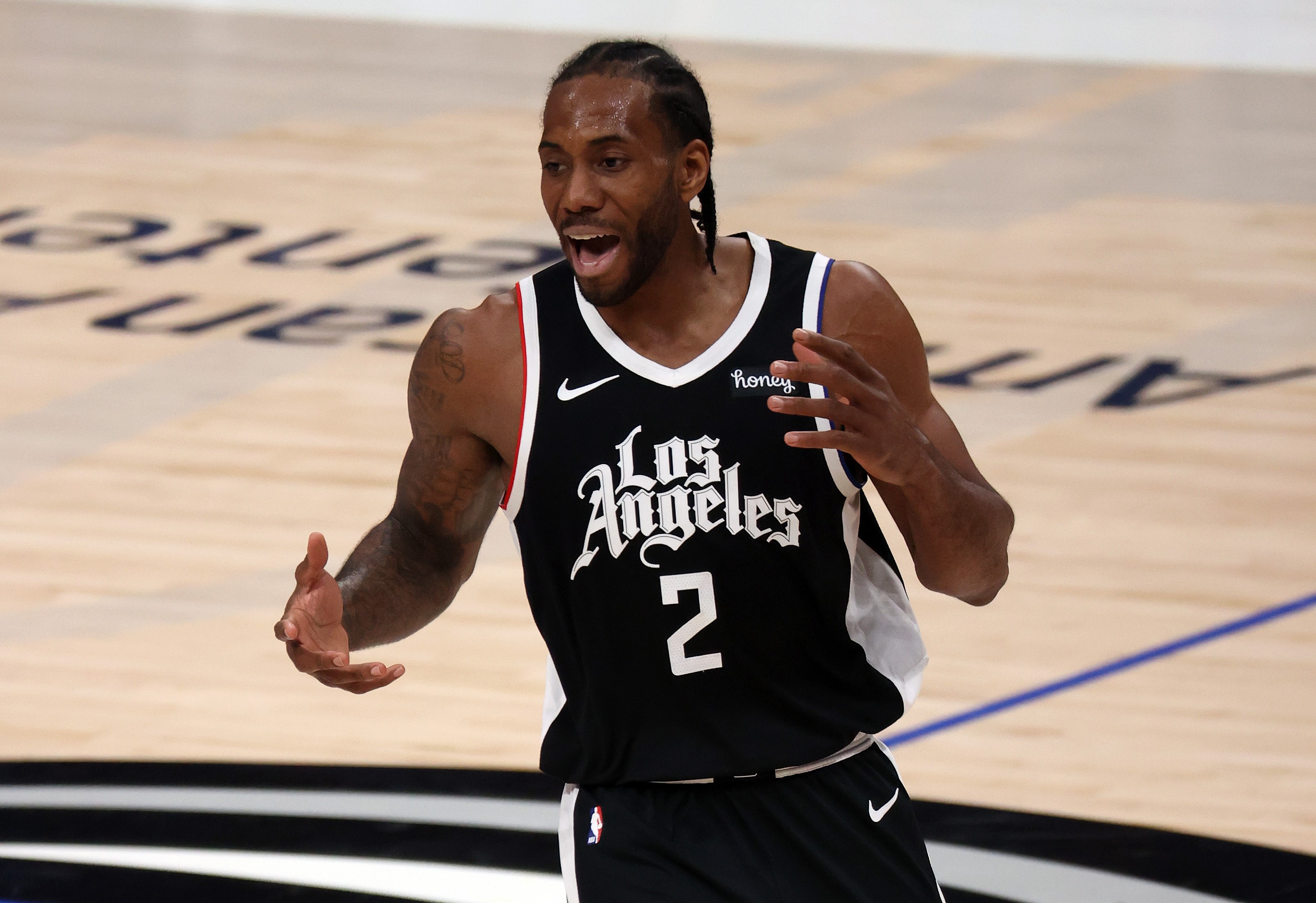 Pemain Los Angeles Clippers Kawhi Leonard