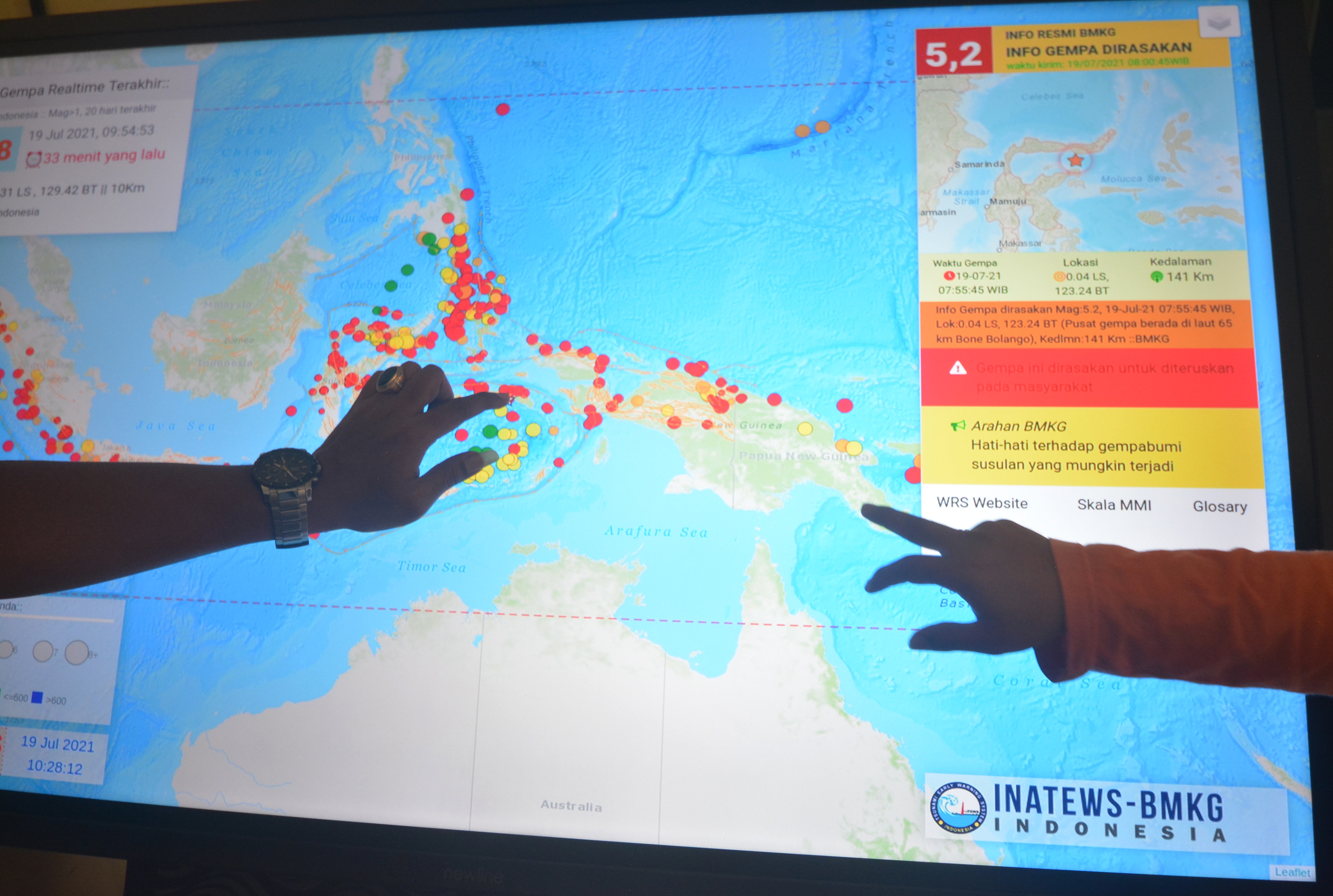 Ilustrasi sistem peringatan dini potensi tsunami dari Badan Meteorologi, Klimatogi, dan Geofisika.