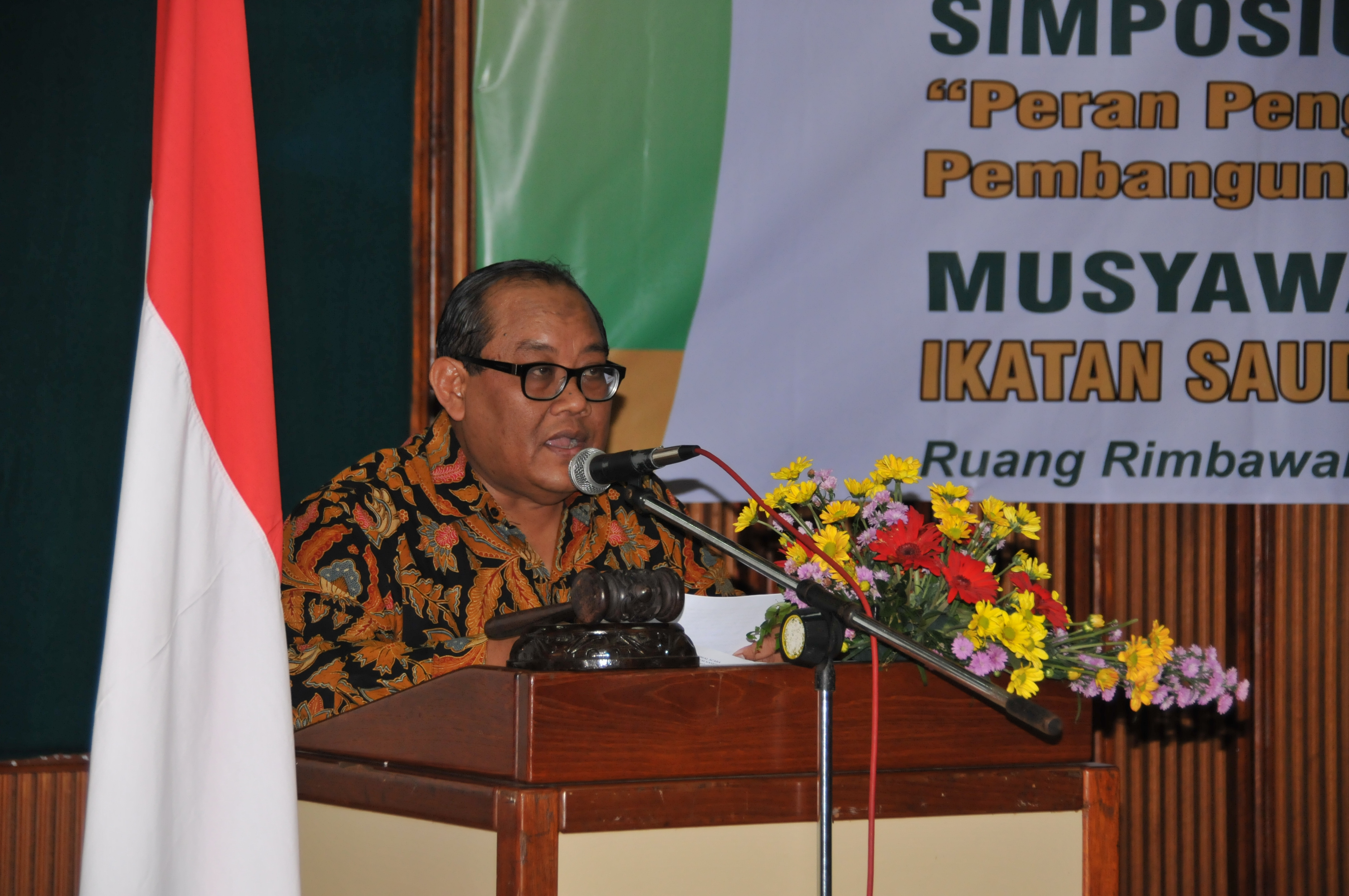 Mantan Menteri BUMN Sugiharto.